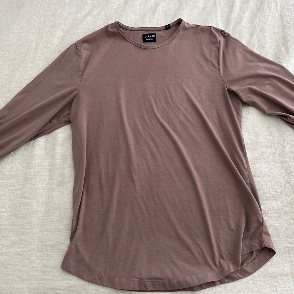 Cuts Clothing Pink(ish) Long Sleeve Tee (XL)